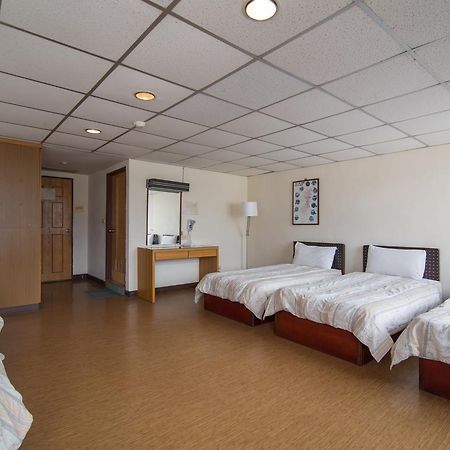 Hualien Youth Apartment Екстериор снимка